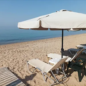 Apartment Nikolaidis, Nea Plagia